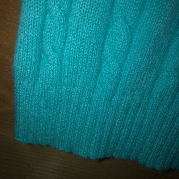 Light blue Lord & Taylor 2 Ply 100% Cashmere short sleeve turtleneck sweater - Picture 12 of 12